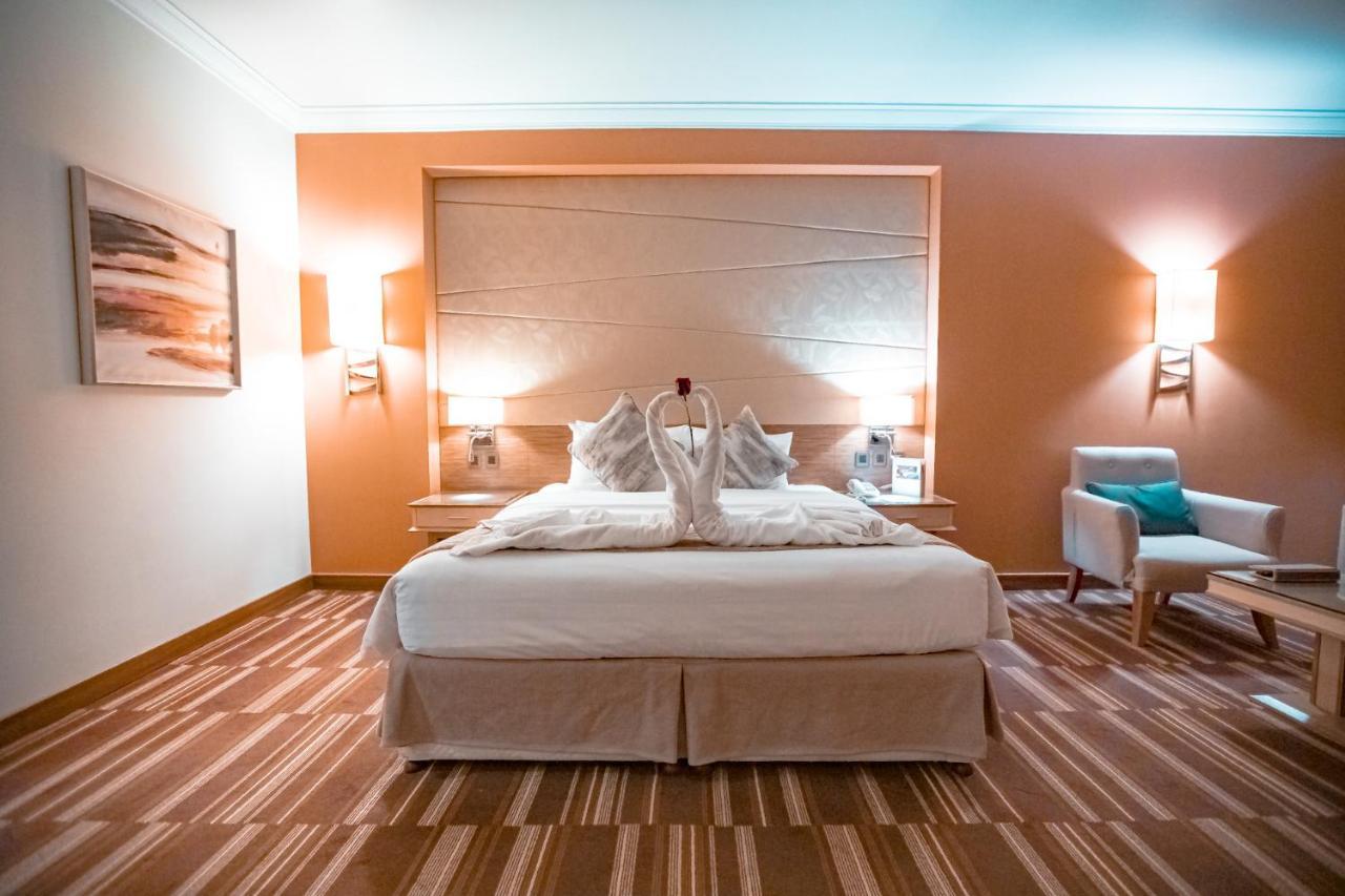 Golden Tulip Hotel Buraidah Al Qassim Buitenkant foto