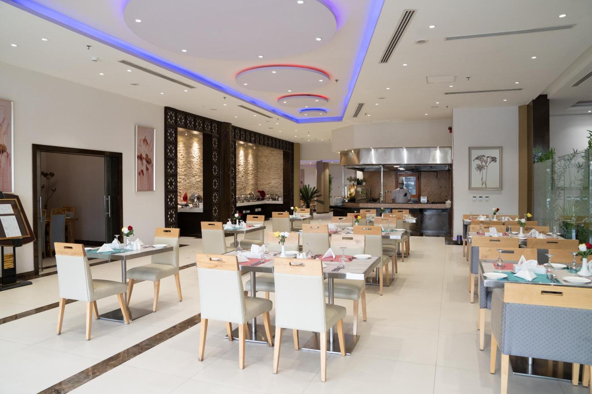 Golden Tulip Hotel Buraidah Al Qassim Buitenkant foto